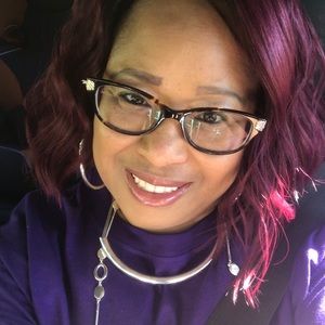 Meet your Posher, Glenda